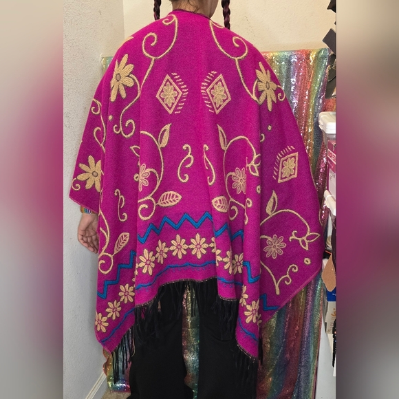 Pink Tribal Print Shawl Kimono - Picture 3 of 4